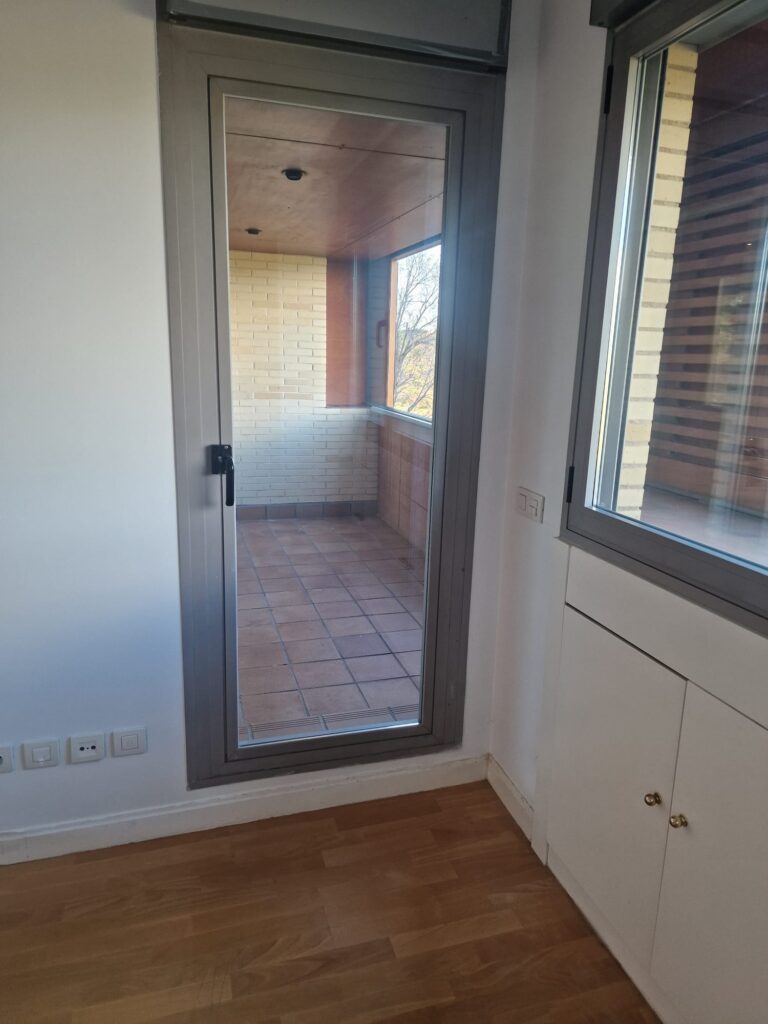 PISO EN CAMPO DE LAS NACIONES