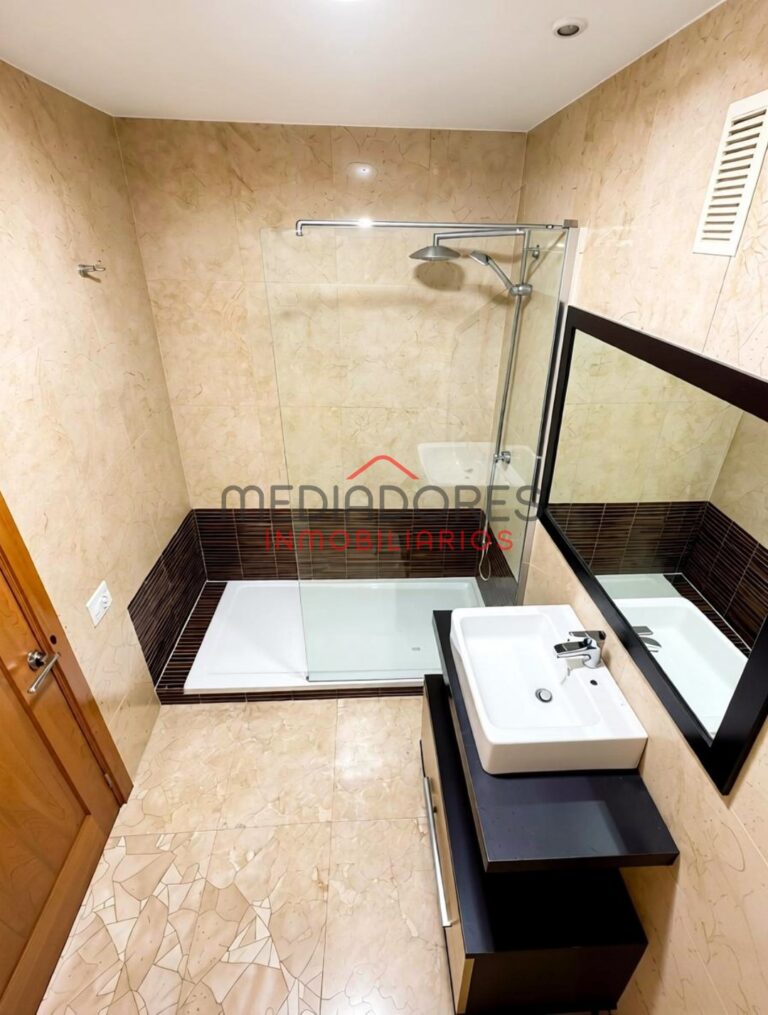 PISO EN SANCHINARRO