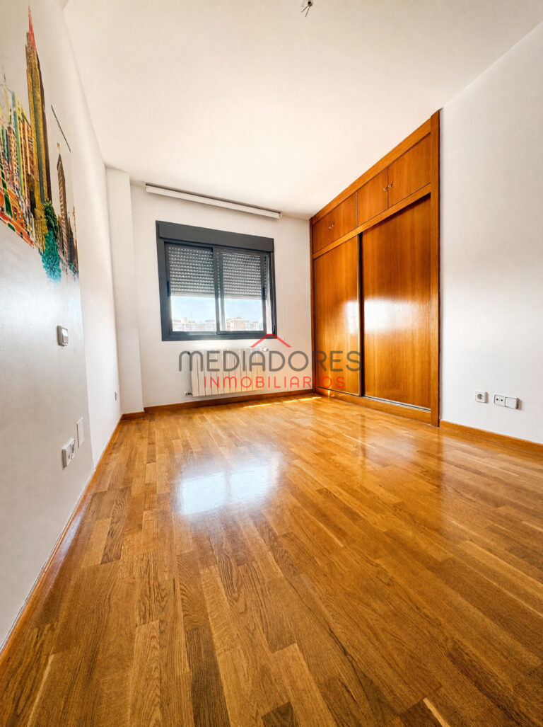 EXCLUSIVO PISO EN SANCHINARRO